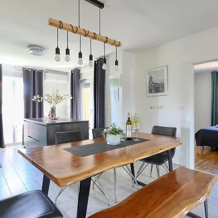 Villa Rocky With Heated Pool & Free Bikes *