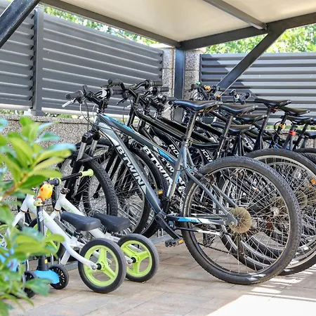 Rocky With Heated Pool & Free Bikes וילה זאטון