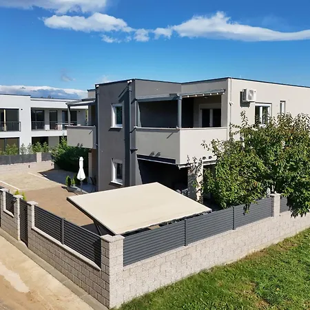 Villa Rocky With Heated Pool & Free Bikes Zaton (Zadar)