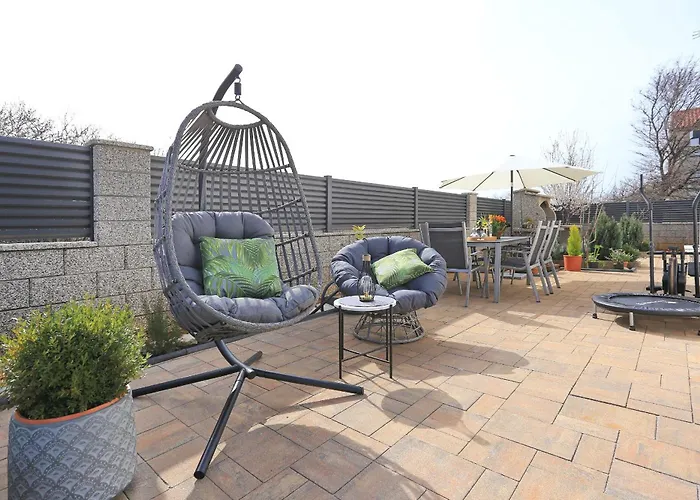 Rocky With Heated Pool & Free Bikes Zaton (Zadar)