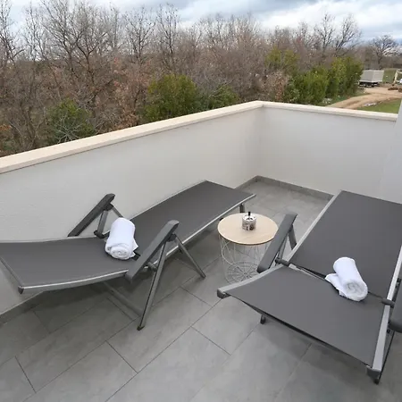 Villa Rocky With Heated Pool & Free Bikes Zaton (Zadar)