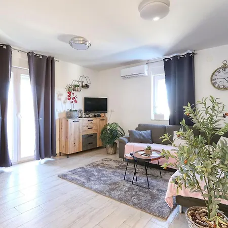 Rocky With Heated Pool & Free Bikes Villa