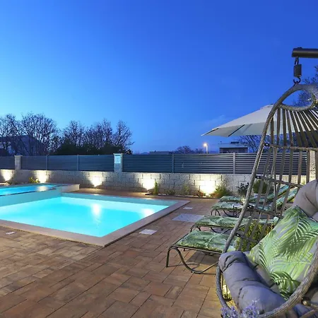 Villa Rocky With Heated Pool & Free Bikes