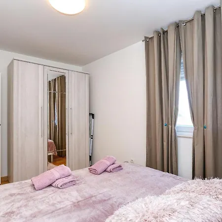 Villa Rocky With Heated Pool & Free Bikes Zaton (Zadar)