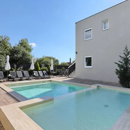 Villa Rocky With Heated Pool & Free Bikes Zaton (Zadar)