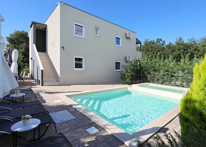Вилла Rocky With Heated Pool & Free Bikes *