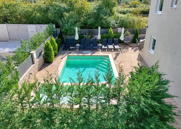 Вилла Rocky With Heated Pool & Free Bikes